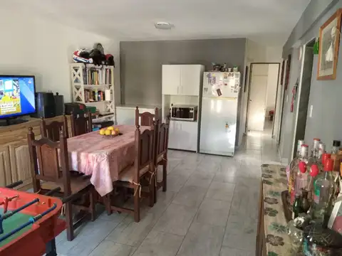 Santa Rosa 100, Piso 1