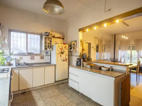 Casa 4 ambientes con jardin en Boulogne