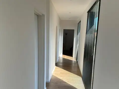 Casa en Venta al Este