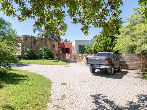 VENTA CASA COUNTRY CAUSANA 5 DORM MALAGUEÑO