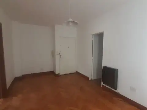 Departamento en alquiler, pleno centro de ramos mejia