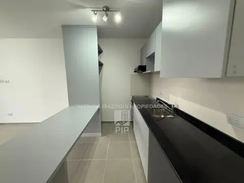 Departamento en Alquiler en El Palomar, $ 690.000