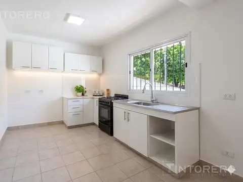 Casa en Venta en El Palomar, USD 100.000