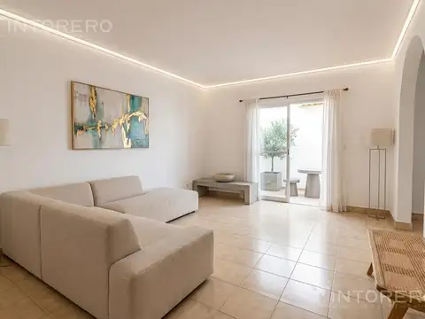 Casa en venta de 6 ambientes con patio en El Palomar.