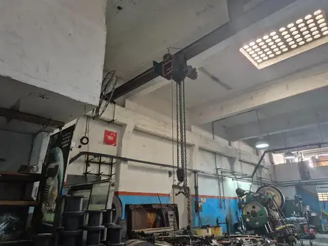 Galpon en Venta en El Palomar, USD 250.000