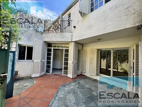 CASA INTERNA DE PASILLO DOS DORM EN ALQUILER ABASTO