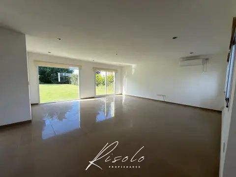Casa en Venta al Este