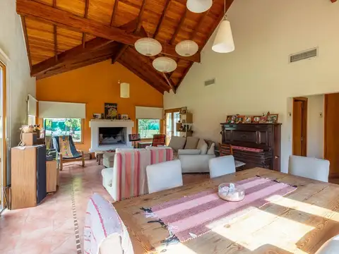 Casa 3 dormitorios en venta en City Bell