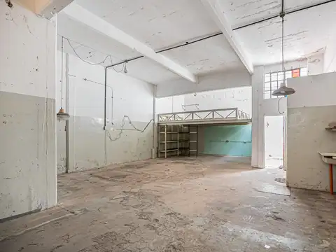 Local en Venta 40 años