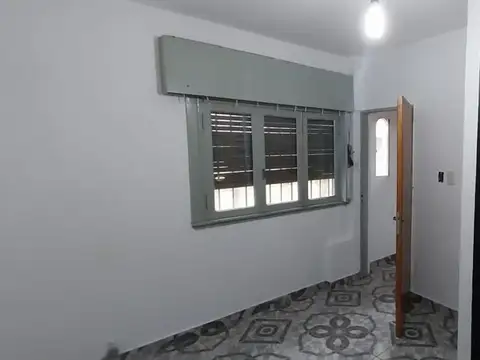 Depto Tipo Casa en Alquiler en Munro-Este, $ 475.000