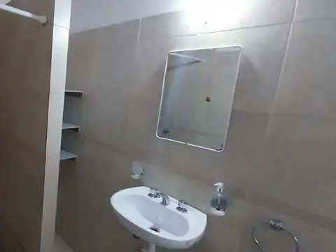 IMPECABLE PH DOS AMBIENTES SIN EXPENSAS  EN MUNRO