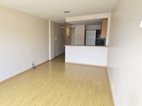 Departamento en Alquiler en Monte Castro, $ 620.000