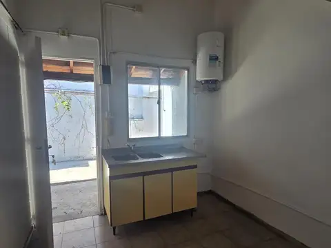 Depto Tipo Casa en Alquiler en Villa Urquiza, $ 380.000