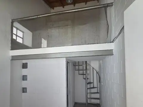 Depto Tipo Casa Monoambiente con 1 baño