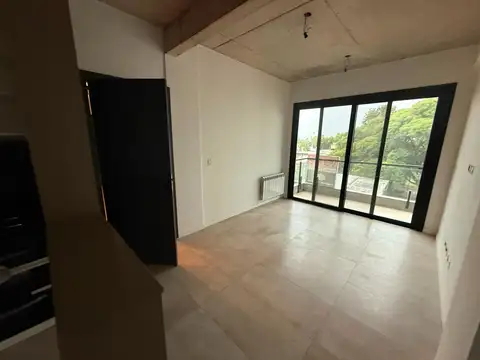 Departamento en Alquiler en Zarate, $ 750.000