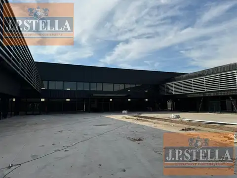 Local en Alquiler en Francisco Álvarez, USD 12.500