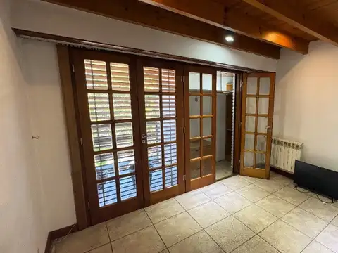 Depto Tipo Casa en Alquiler de 2 dormitorios