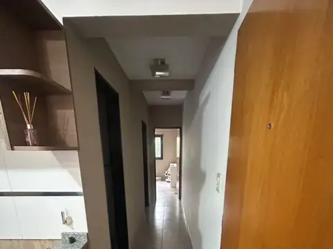 Departamento en Alquiler en Villa Luzuriaga, $ 600.000