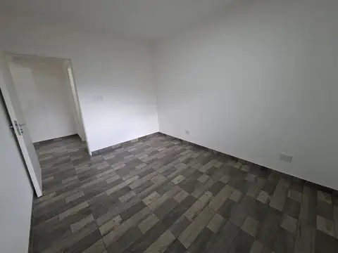 Departamento en Alquiler en San Antonio de Padua, $ 630.000