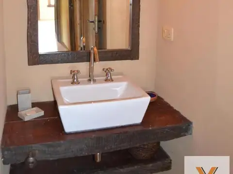 Casa en venta - 3 Dormitorios 3 Baños - 270Mts2 - San Pedro