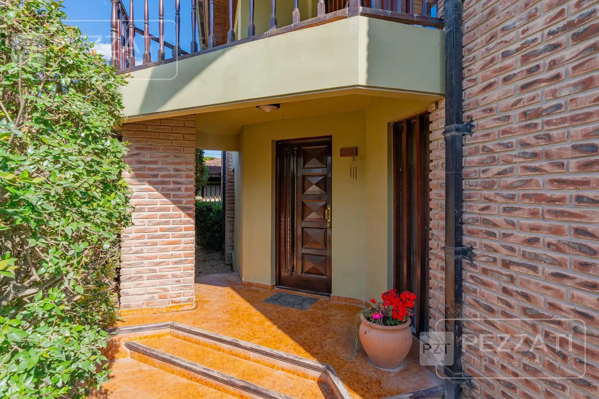 Casa en venta en dos plantas, 5 amb, 417m², Los Pinares, garage doble