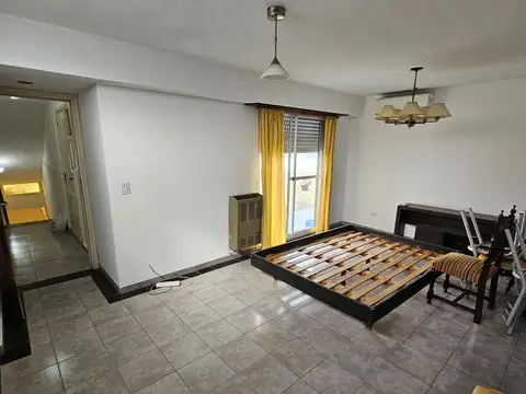 ALQUILER PH 3 AMB AL FRENTE 75 M2. LAS AVENIDAS