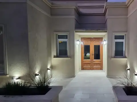 Venta de Casa en Campo Daromy - Oportunidad Retasada