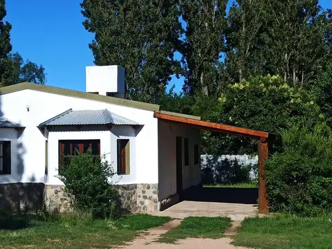 Casa con vista a las sierras en Cortaderas, San Luis