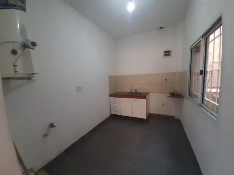 ALQUILER - 2 AMBIENTES