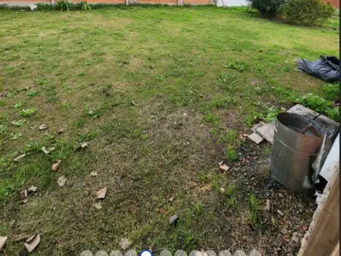 Casa 2 ambientes con 1 baño