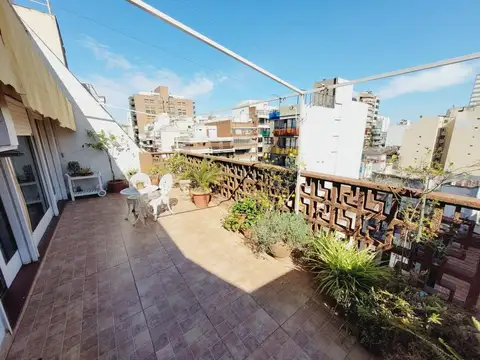 Hermoso duplex 5 amb, balcon terraza, c/ cochera, Caballito