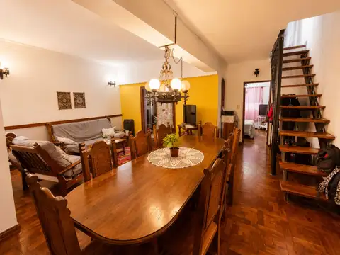 Casa en Venta con 1 cochera