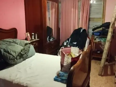 CASA AMPLIA EN GUADALUPE ESTE A PASOS DE LA COSTANERA