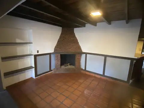Casa en Alquiler al Este