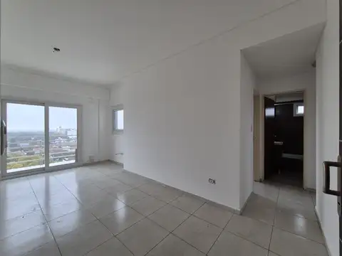 Departamento en Alquiler en Villa Ballester, $ 650.000