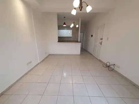 Depto Tipo Casa en Alquiler de 2 ambientes
