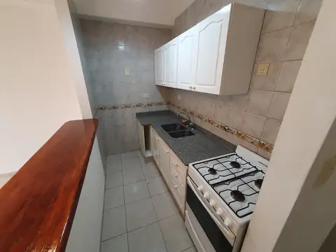 Depto Tipo Casa en Alquiler de 1 dormitorio