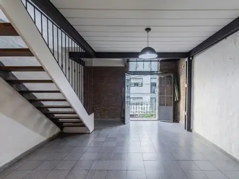 Bahía Blanca 100, Piso 1