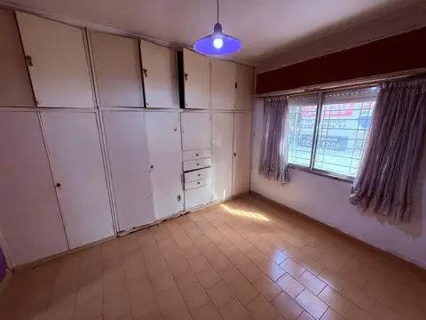 Depto Tipo Casa en Venta con 1 cocheras