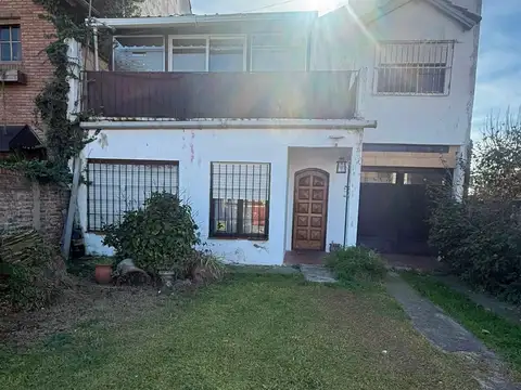 Casa en Venta en Castelar Sur, USD 100.000