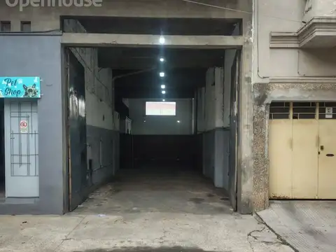 Galpon en Alquiler 20  mts Fondo