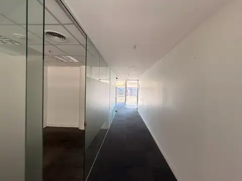 Oficina 2 ambientes con 2 baños