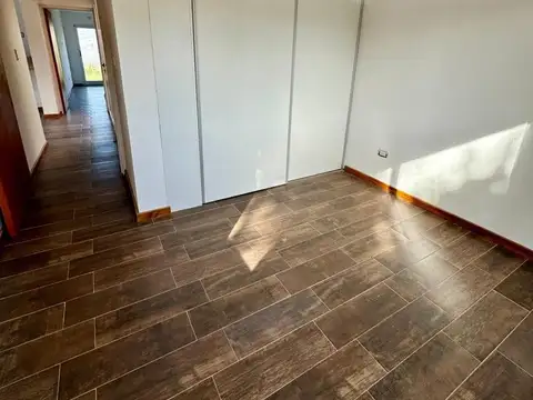 CASA EN VENTA DOS DORMITORIOS FUNES ZONA 8