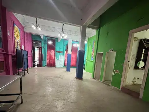 Local en Alquiler en Flores, $ 1.600.000