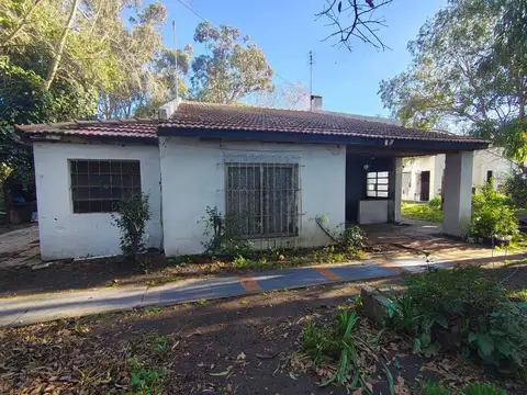 VENTA CASA 3 AMBIENTES A REFACCIONA FELIX U CAMET