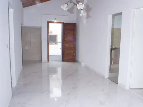 Depto Tipo Casa en Venta de 3 ambientes