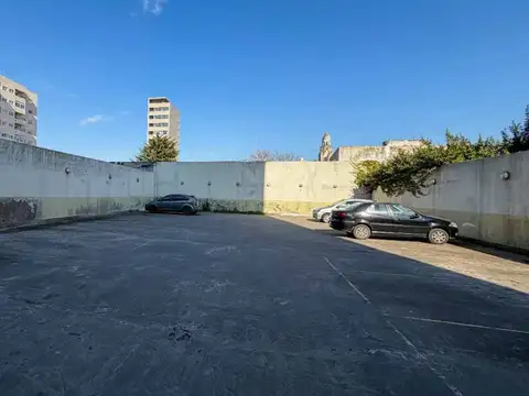9 DE JULIO 300