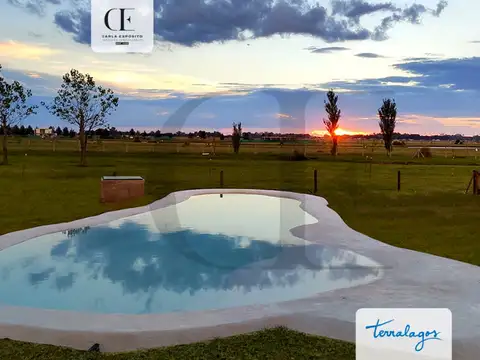 Casa en alquiler de 3 dormitorios c/ cochera en Canning