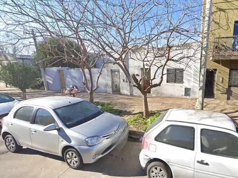Casa en venta - 6 Ambientes - 300 mts2 - La Plata