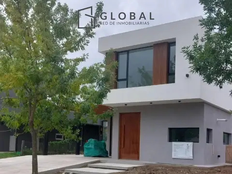 Casa en Venta en Puertos - Araucarias, USD 389.000